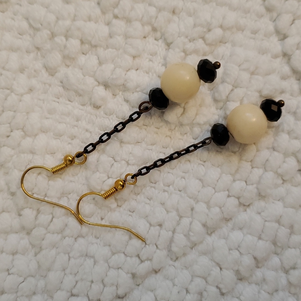 Downton Abbey earrings, NWOT